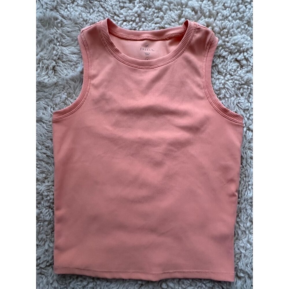 Freely orange ribbed tank size small
